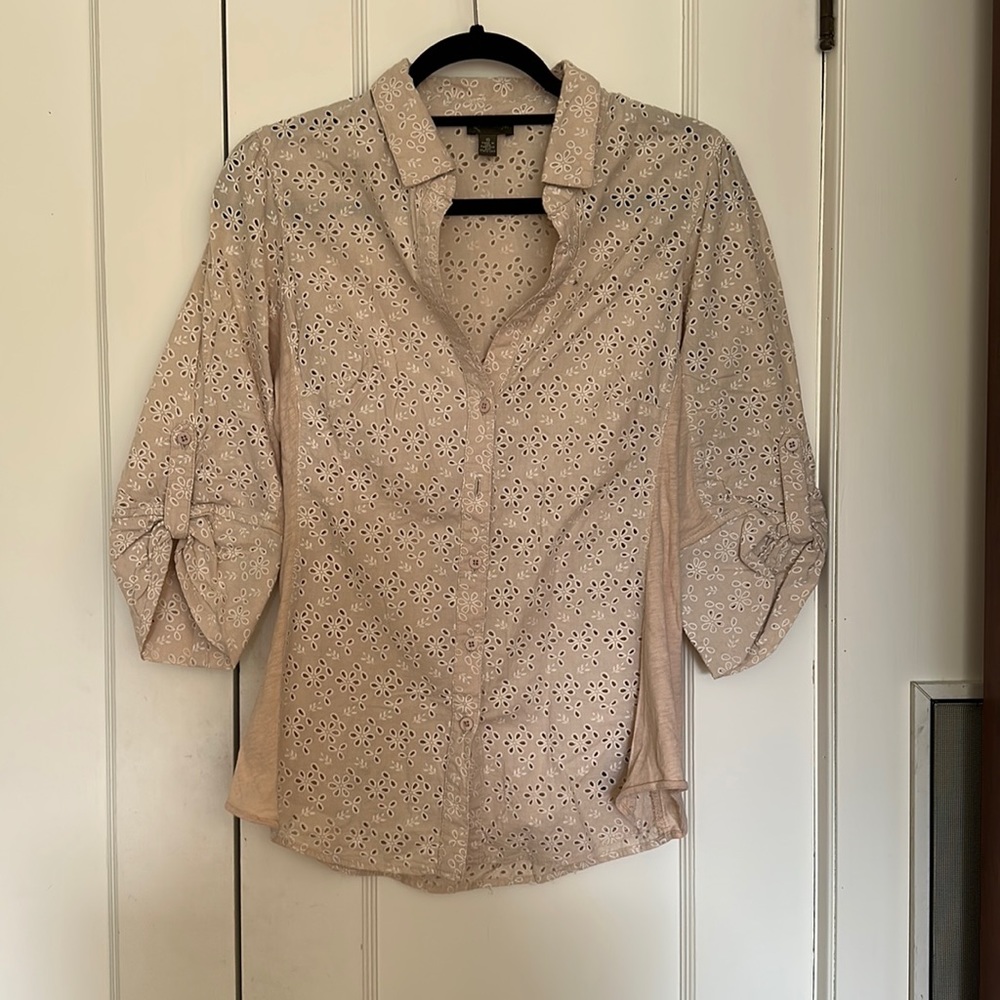 Anthropologie by Fei 3/4 sleeve button down shirt. Size 10.